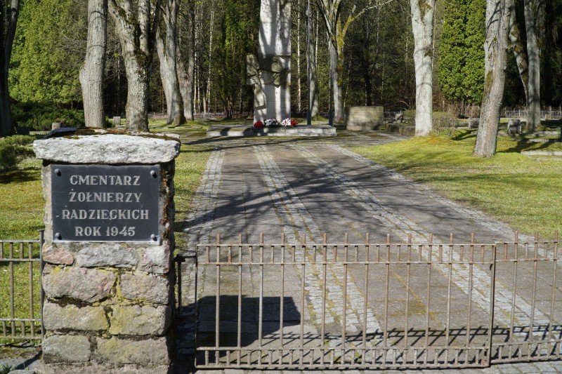 Renowacja infrastruktury na cmentarzu wojennym żołnierzy Armii Radzieckiej z II wojny światowej w Giżycku